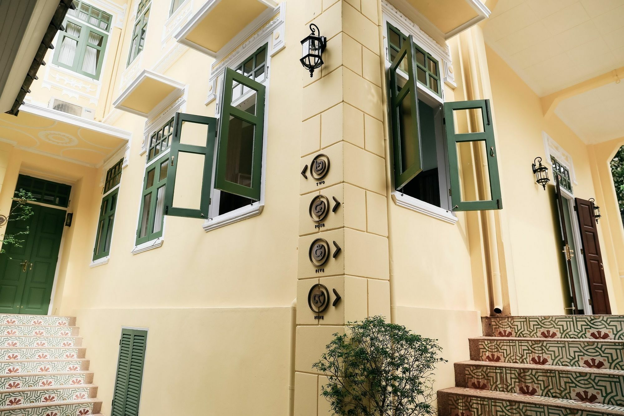 Baan 2459 Heritage House Bangkok Exteriör bild
